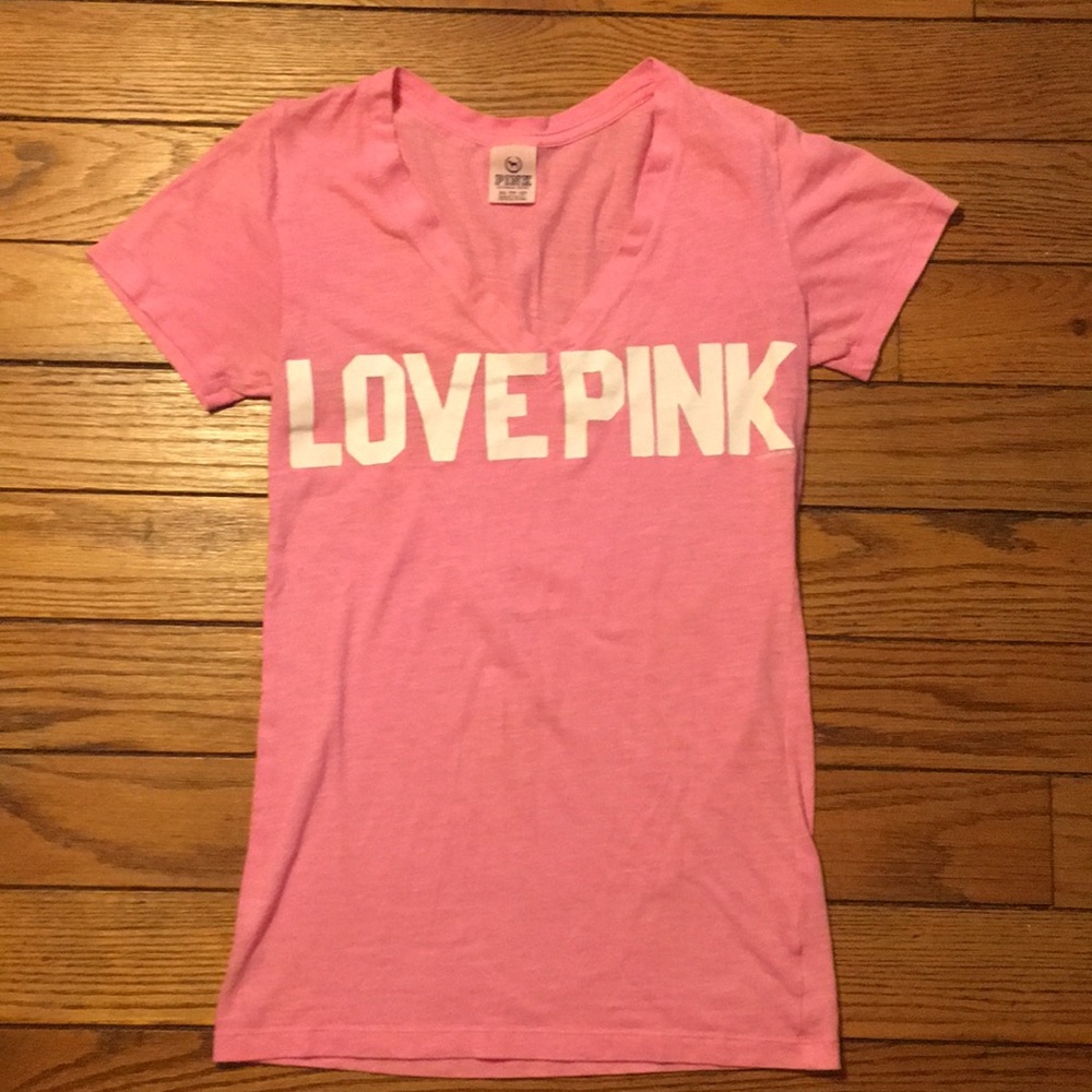 VS PINK tee